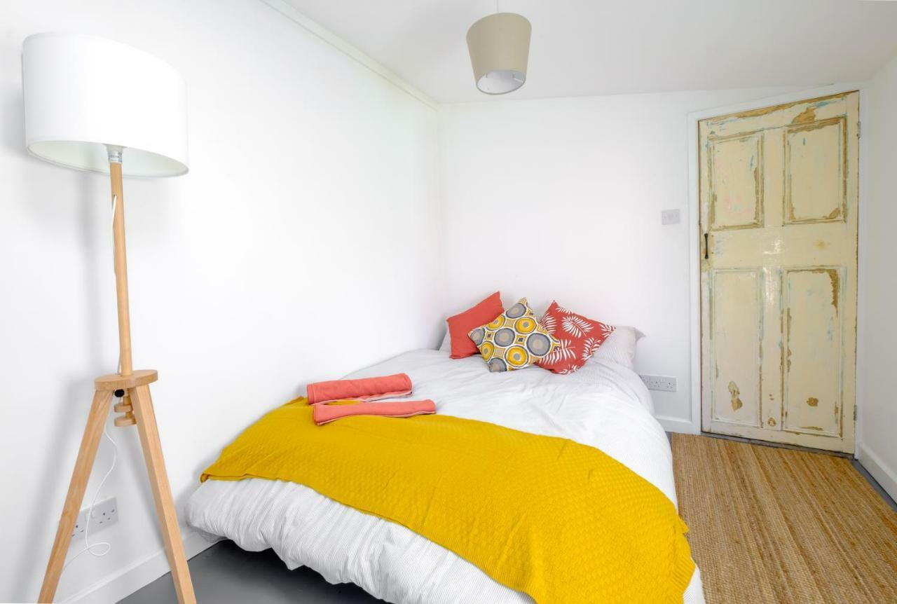 The Old Potting Shed Holiday home Bristol